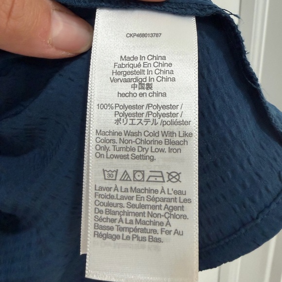 Madewell Seersucker V-Neck Peplum Top - Picture 4 of 8